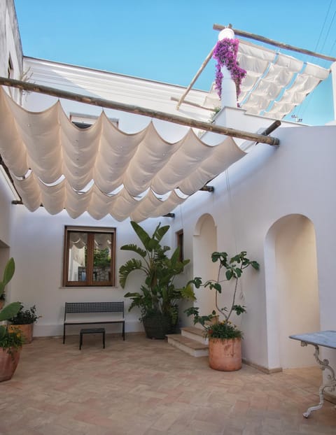 Patio, Balcony/Terrace