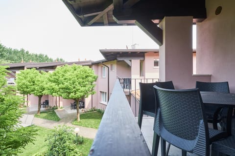 Villaggio Turistico Lugana Marina Apartment hotel in Sirmione