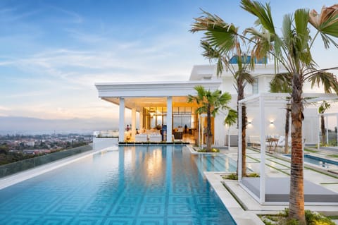 Property building, Swimming pool