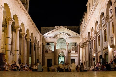 Apartments Viking - In The OLD TOWN of SPLIT Apartment in Split