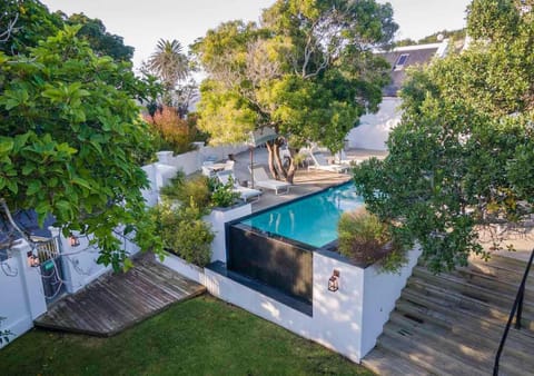 Spring, Day, Summer, Garden, Swimming pool, sunbed