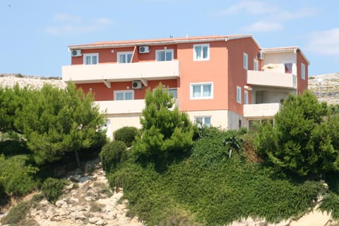 Apartments Sara Apartment in Zadar County