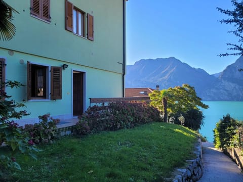 Natural landscape, Garden, Garden view, Lake view, Mountain view