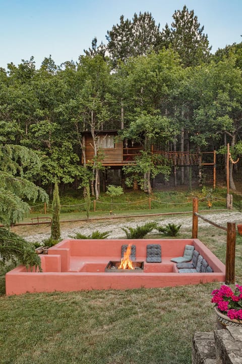 Garden, Lounge or bar, Garden view, flat iron