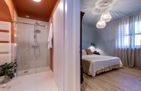 Shower, Bathroom, Bedroom