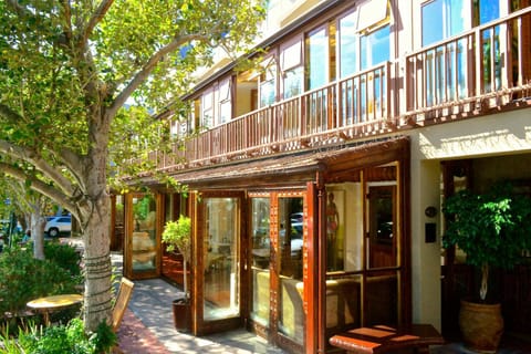 Property building, Facade/entrance