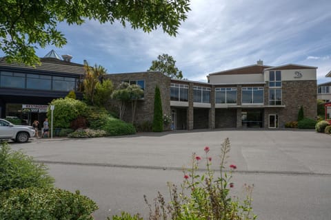 Property building, Facade/entrance