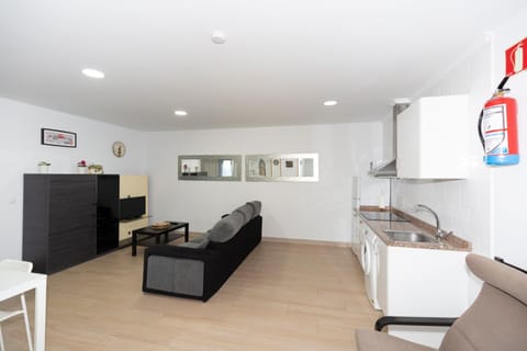 Kitchen or kitchenette, Living room, Dining area, stove