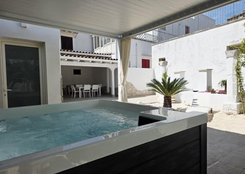 Hot Tub, Open Air Bath
