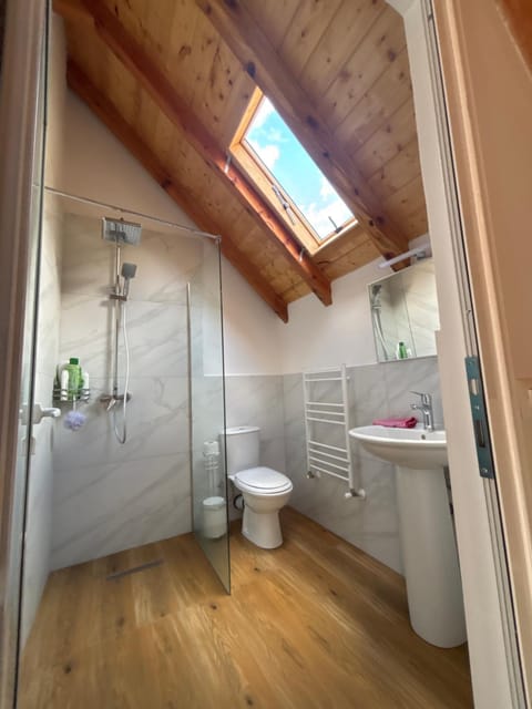 Kulla e Sadri Lukes Bed and Breakfast in Montenegro