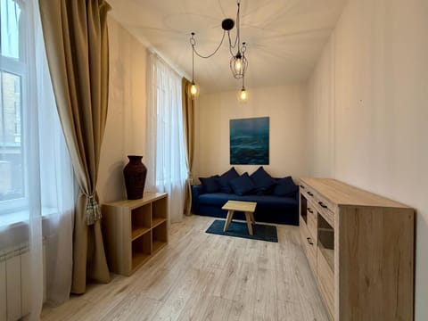 Bed, Living room, Seating area, Bedroom