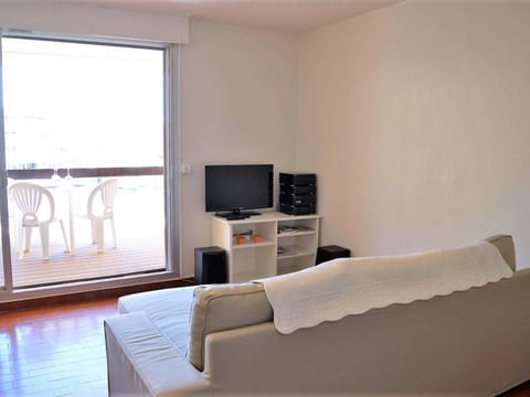 Appartement 3 pièces avec piscine et garage, proche plage - FR-1-251-6 Apartment in Bormes-les-Mimosas