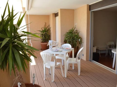 Appartement 3 pièces avec piscine et garage, proche plage - FR-1-251-6 Apartment in Bormes-les-Mimosas