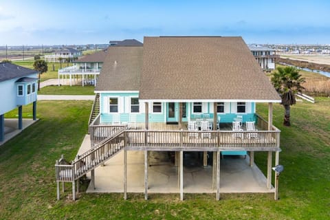 Lotz A View Home House in Bolivar Peninsula