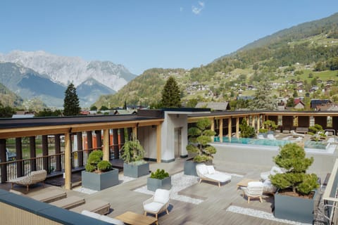 Balcony/Terrace, Swimming pool