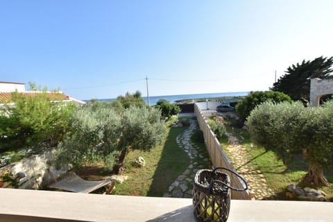 Balcony/Terrace, Decorative detail, Garden view, Sea view, Inner courtyard view