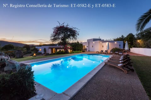Property building, Pool view, Swimming pool