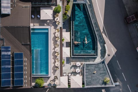 Balcony/Terrace, Spa and wellness centre/facilities, Swimming pool