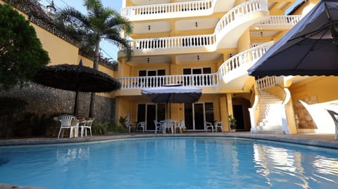 Property building, Swimming pool