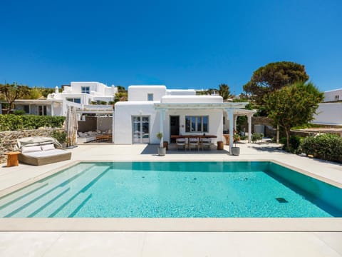 Property building, Pool view, Swimming pool, sunbed