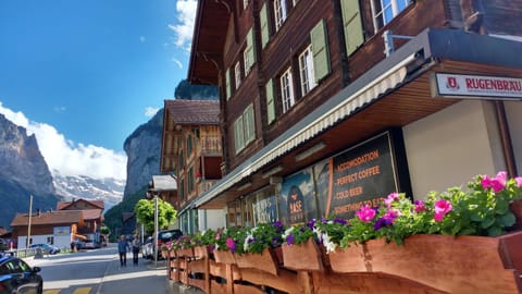 BASE Cafe Vacation rental in Lauterbrunnen