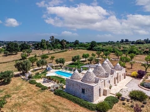 Day, Natural landscape, Landmark view, Pool view