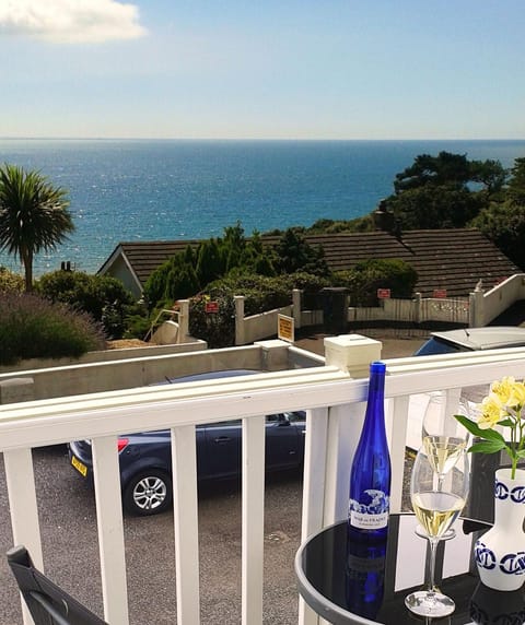 View (from property/room), Balcony/Terrace, Sea view
