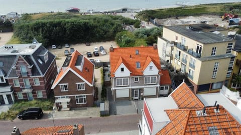 Bed & Breakfast Huys aan zee Bed and Breakfast in Domburg