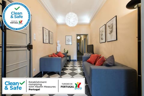 Staff, Floor plan, Certificate/Award