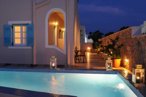 Facade/entrance, Garden, Swimming pool