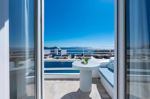 Natural landscape, View (from property/room), Balcony/Terrace, Sea view
