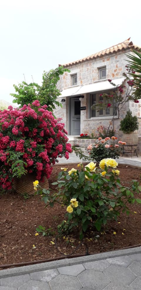 Filyra Xenonas Apartment in Arcadia, Greece