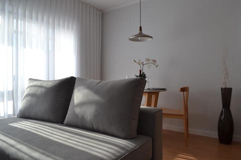 TV and multimedia, Living room, Dining area