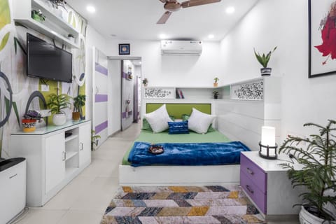 TV and multimedia, Bedroom, air conditioner