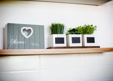Kitchen or kitchenette, Decorative detail