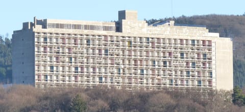 Homestay Le Corbusier 5 ieme Rue Vacation rental in Saint-Étienne