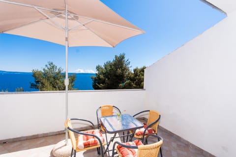 BBQ facilities, Balcony/Terrace, Beach