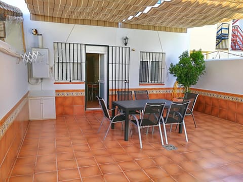 Patio, Decorative detail