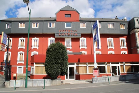 Property building, Day