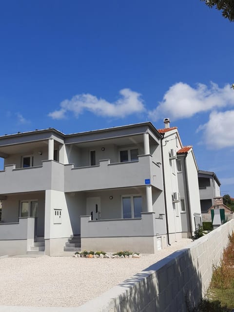 Property building, Day