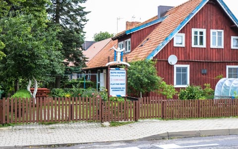 Patio, BBQ facilities, Garden, Logo/Certificate/Sign