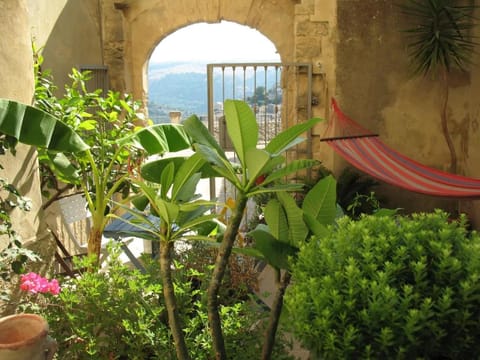 Patio, Facade/entrance, Floor plan, Garden view