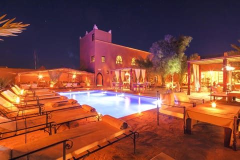 Property building, Restaurant/places to eat, Swimming pool