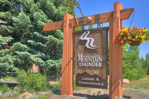 Mountain Thunder Lodge, A Vail Resorts Property Nature lodge in Breckenridge