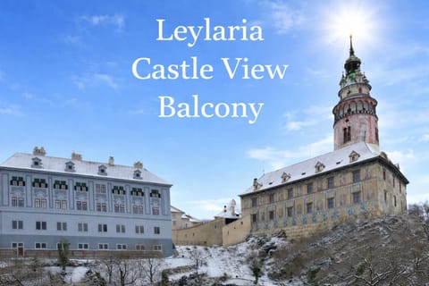 View (from property/room), Balcony/Terrace, City view