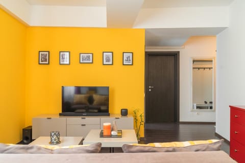 Spring, Day, Night, Winter, Summer, TV and multimedia, Living room, Autumn, Sunrise, Sunset