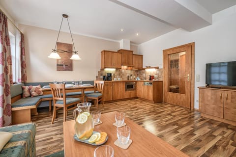 Kitchen or kitchenette, Living room, Dining area