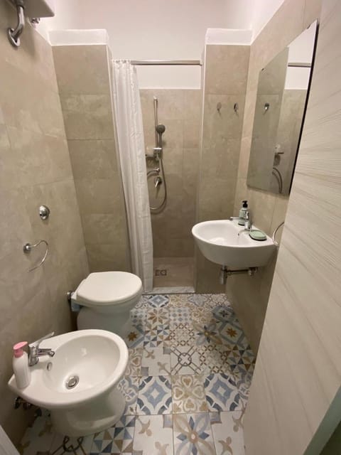 Shower, Toilet, Bathroom, bidet