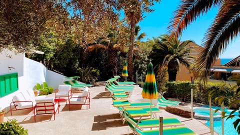 Patio, Swimming pool