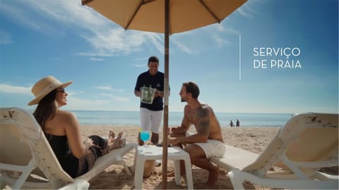 Lounge or bar, Beach